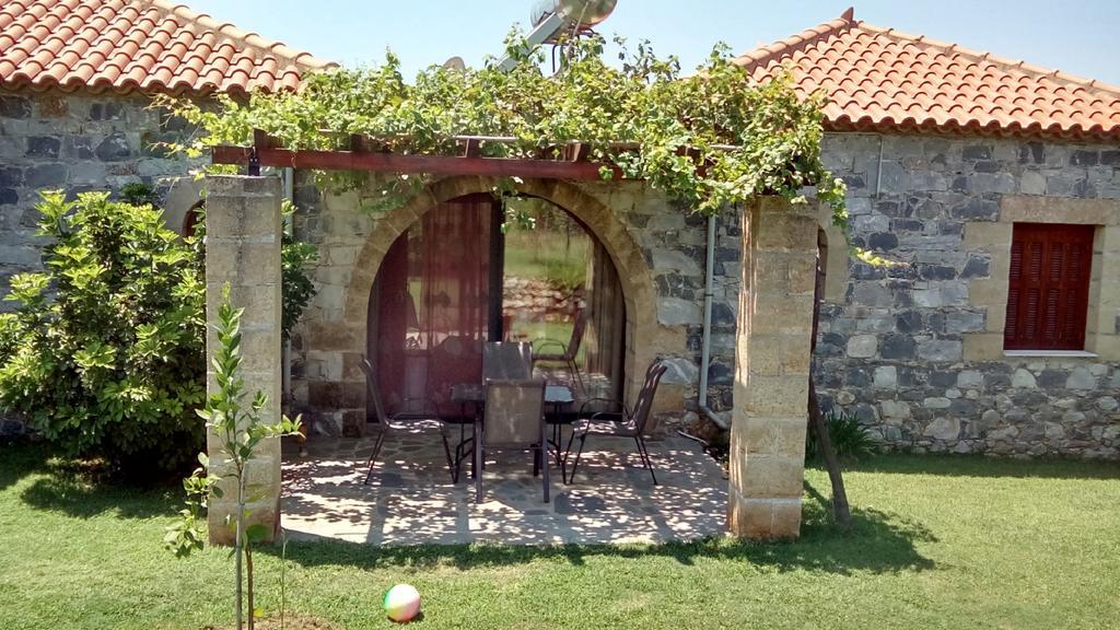 Stoupa'S Paradise Exterior photo