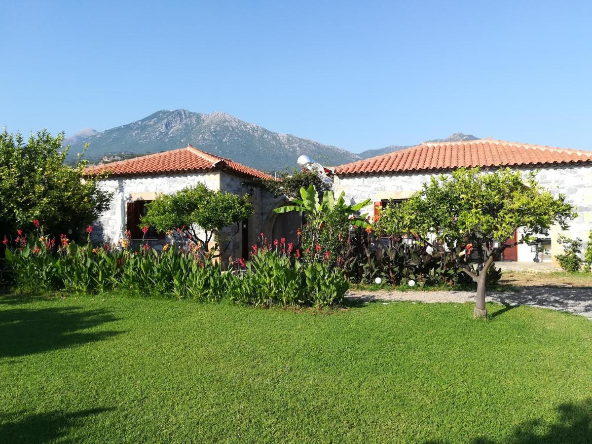 Stoupa'S Paradise Exterior photo